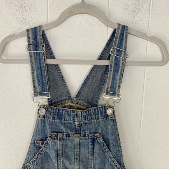 Denim Shortalls Overalls Shorts Cutoff Wild Fable Medium Wash Size XS NWT - Picture 5 of 11
